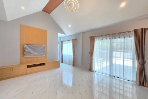Villa in Pattaya, Thailand 3 bedrooms № 114640 - photo 3