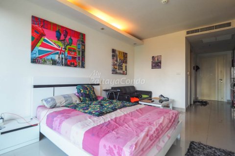 Studio in the Condo in Bang Lamung, Thailand № 205253 - photo 5