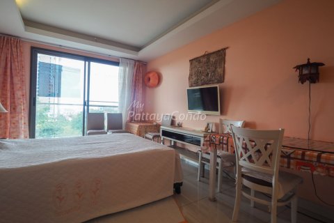 Studio dans le Condo à Pattaya, Thaïlande  № 205255 - photo 4