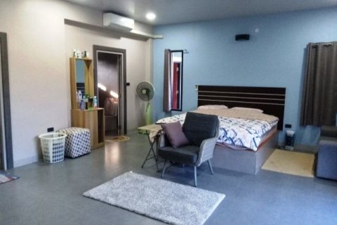 Maison à Buriram, Thaïlande 4 chambres № 148278 - photo 27