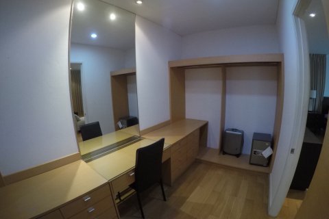 Кондоминиум с 3 спальнями в Бангкоке, Таиланд № 144099 - фото 9