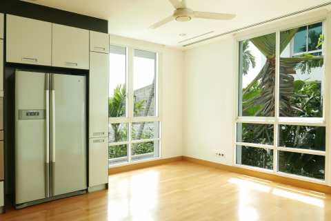 Maison à Sathon, Bangkok, Thaïlande 4 chambres № 144100 - photo 11