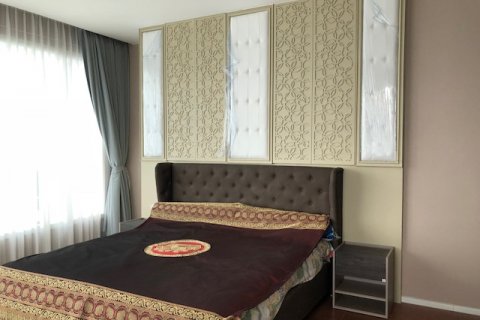 Кондоминиум с 3 спальнями в Бангкоке, Таиланд № 144102 - фото 6