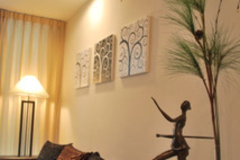 Condo in Bangkok, Thailand, 1 bedroom  № 144098 - photo 2