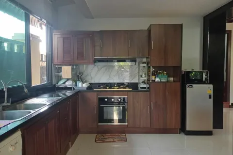 Maison à Pattaya, Thaïlande 3 chambres № 155637 - photo 8