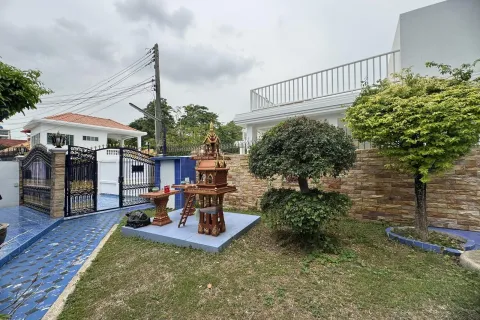 Maison à Pattaya, Thaïlande 4 chambres № 155633 - photo 5