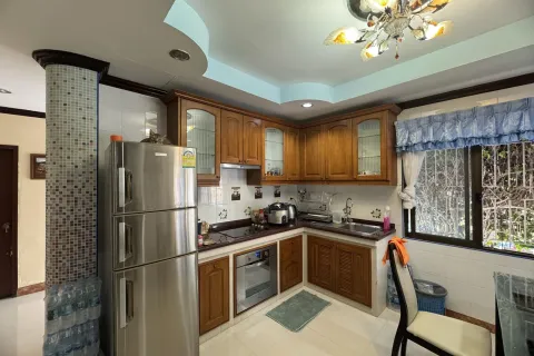 Maison à Pattaya, Thaïlande 4 chambres № 155633 - photo 15