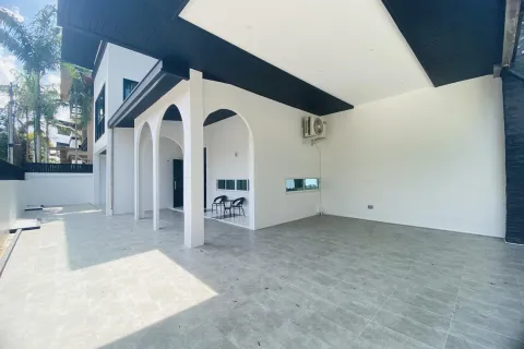 Maison à Pattaya, Thaïlande 4 chambres № 155632 - photo 6