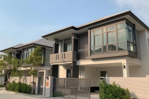 House in Pattaya, Thailand 3 bedrooms № 155634
