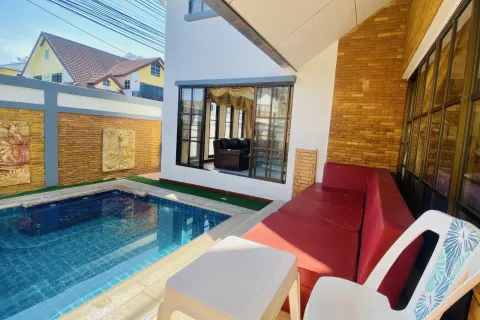 Maison à Pattaya, Thaïlande 5 chambres № 155631 - photo 5