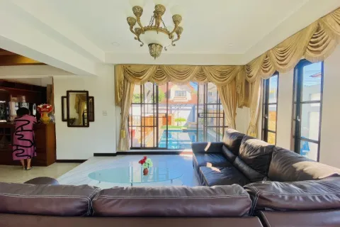 Maison à Pattaya, Thaïlande 5 chambres № 155631 - photo 16