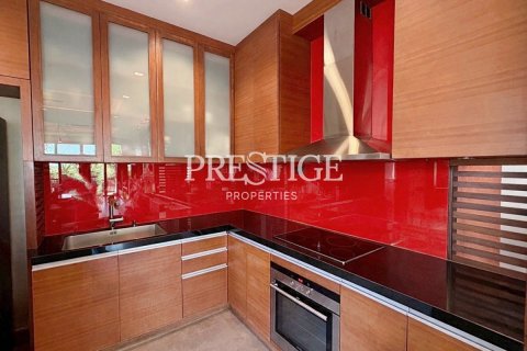 House in Bang Phli Yai, Thailand 4 bedrooms № 197727 - photo 9