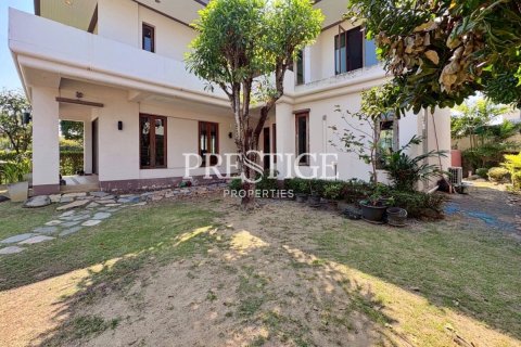 House in Bang Phli Yai, Thailand 4 bedrooms № 197727 - photo 30