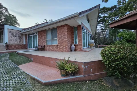 House in Saraburi, Thailand 3 bedrooms № 156702 - photo 2