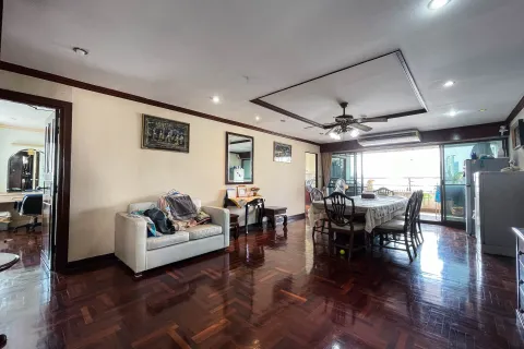Condo à Watthana, Bangkok, Thaïlande, 3 chambres № 156703 - photo 4