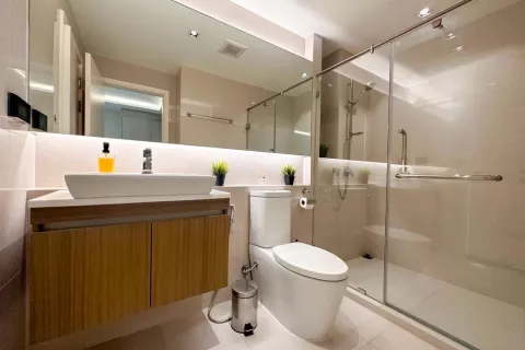 Condo in Khlong Toei, Bangkok, Thailand, 2 bedrooms  № 139611 - photo 14