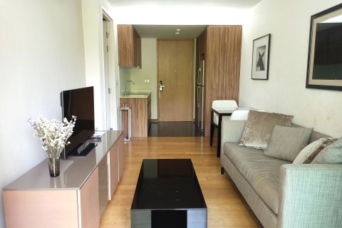 Studio in the Condo in Watthana, Bangkok, Thailand  № 148573 - photo 2