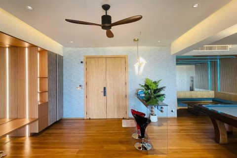 Condo in Watthana, Bangkok, Thailand, 4 bedrooms  № 133627 - photo 11