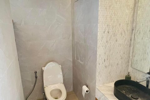 Condo in Watthana, Bangkok, Thailand, 4 bedrooms  № 133627 - photo 26