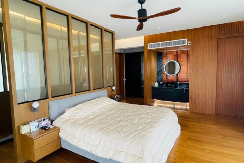 Condo in Watthana, Bangkok, Thailand, 4 bedrooms  № 133627 - photo 25
