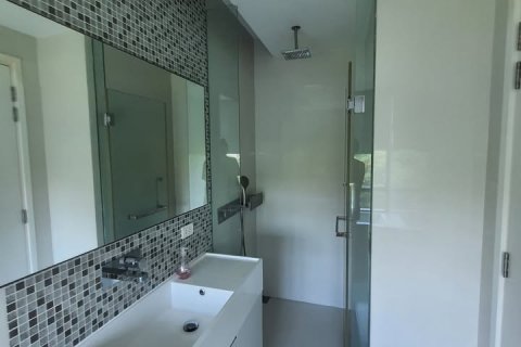 Кондоминиум с 2 спальнями в Бангкоке, Таиланд № 133626 - фото 11