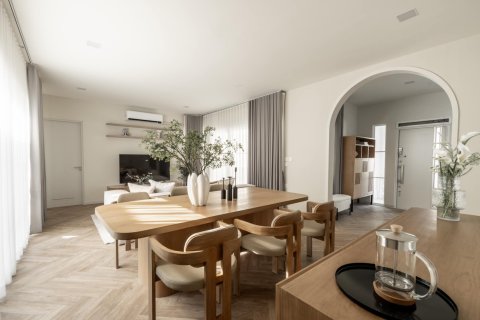 Villa in Bang Phli Yai, Thailand 4 bedrooms № 133631 - photo 4