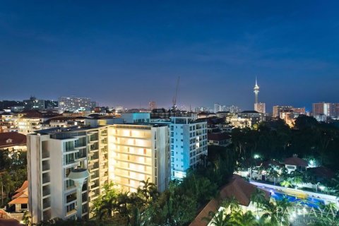 Studio dans le Condo à Pattaya, Thaïlande  № 204246