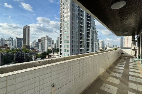 Condo à Watthana, Bangkok, Thaïlande, 3 chambres  № 171079 - photo 16