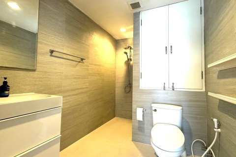 Condo à Watthana, Bangkok, Thaïlande, 3 chambres  № 171079 - photo 13