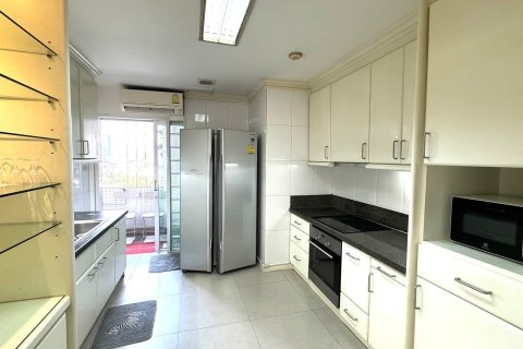 Condo à Watthana, Bangkok, Thaïlande, 3 chambres  № 171079 - photo 6