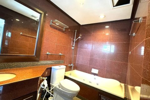 Condo à Watthana, Bangkok, Thaïlande, 3 chambres  № 171079 - photo 14