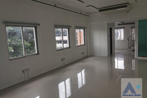 Studio in Watthana, Bangkok, Thailand № 220011 - Foto 4
