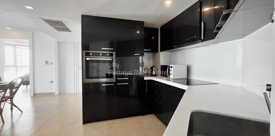 Condo in Pattaya, Thailand, 2 bedrooms  № 151003