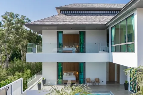 Villa in Phuket, Thailand 4 bedrooms № 161920 - photo 2