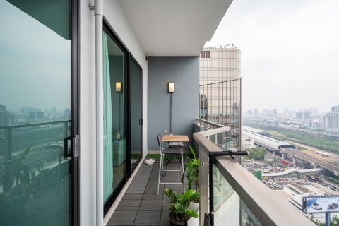 Studio dans le Condo à Huai Khwang, Bangkok, Thaïlande  № 171584 - photo 6