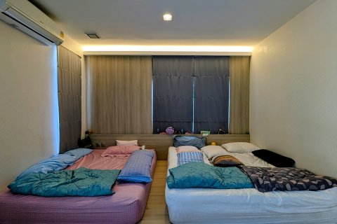 House in Bang Kaeo, Thailand 4 bedrooms № 171582 - photo 14