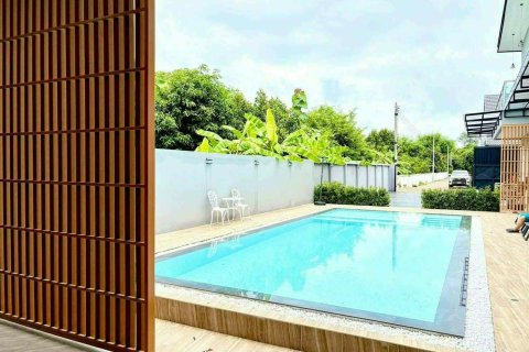 Villa in San Sai, Thailand 4 bedrooms № 171581 - photo 2
