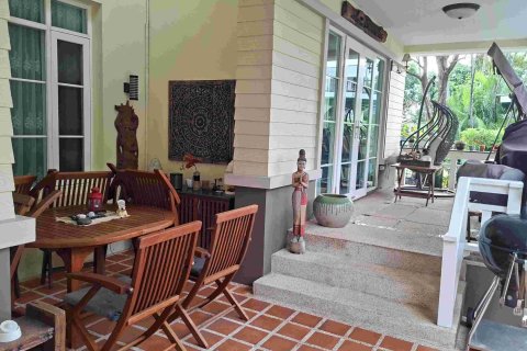 House in Pak Kret, Thailand 3 bedrooms № 171579 - photo 7