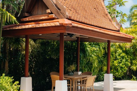 Villa in Ko Samui, Thailand 4 bedrooms № 171583 - photo 8