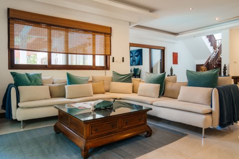 Villa in Ko Samui, Thailand 4 bedrooms № 171583 - photo 26