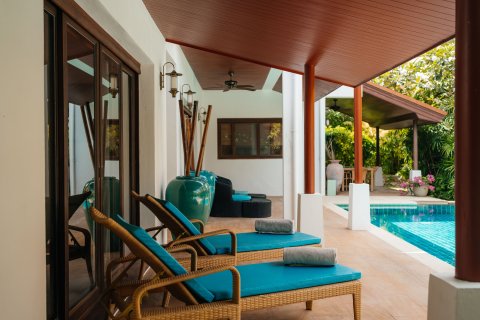 Villa in Ko Samui, Thailand 4 bedrooms № 171583 - photo 11