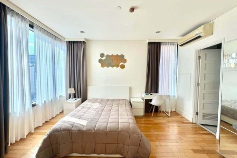 Студия в кондо в Клонг Тоэй, Бангкок, Таиланд № 158605 - фото 6