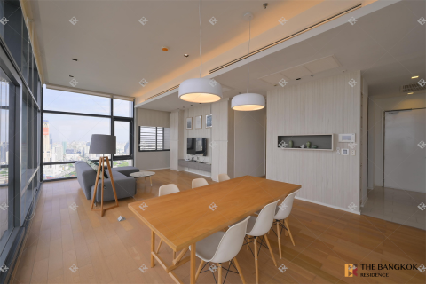Condo in Bangkok, Thailand, 3 bedrooms № 190193 - photo 14