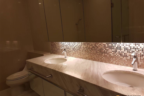 Condo in Bangkok, Thailand, 3 bedrooms № 190193 - photo 3