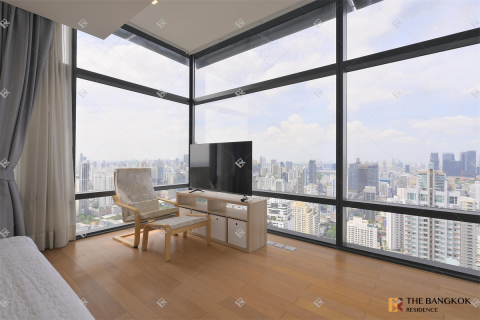 Condo in Bangkok, Thailand, 3 bedrooms № 190193 - photo 9