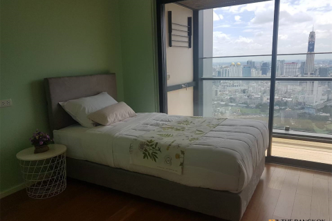 Condo in Bangkok, Thailand, 3 bedrooms № 190193 - photo 8