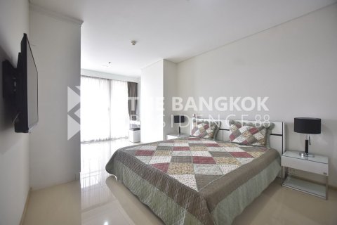 Condo à Bangkok, Thaïlande, 3 chambres № 190187 - photo 6