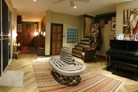 Дом в Банг Кхене, Бангкок, Таиланд с 3 спальнями  № 172126 - фото 6