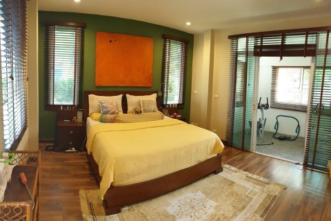 Дом в Банг Кхене, Бангкок, Таиланд с 3 спальнями  № 172126 - фото 11