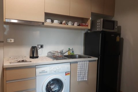 Studio in the Condo in Watthana, Bangkok, Thailand  № 172124 - photo 3